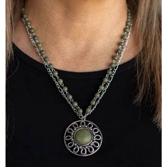 Bundle Sale 3 for $15 | Paparazzi Sahara Suburb Necklace and Earring Set - Picture 4 of 9